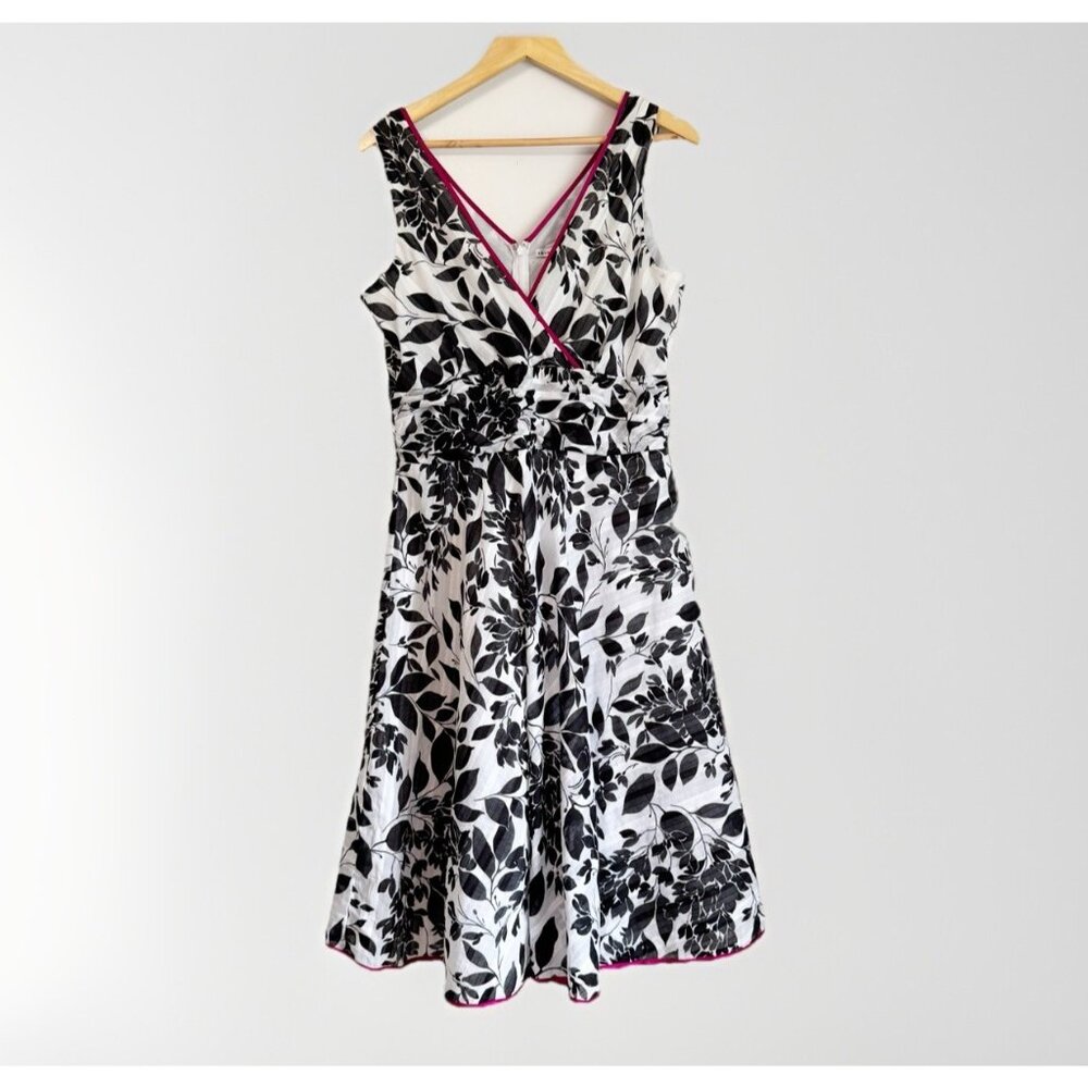Amanda Lane Black White Floral Fit & Flare Dress Women’s 12 Garden Sleeveless
